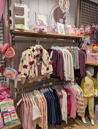 Anziehsachen für Kinder